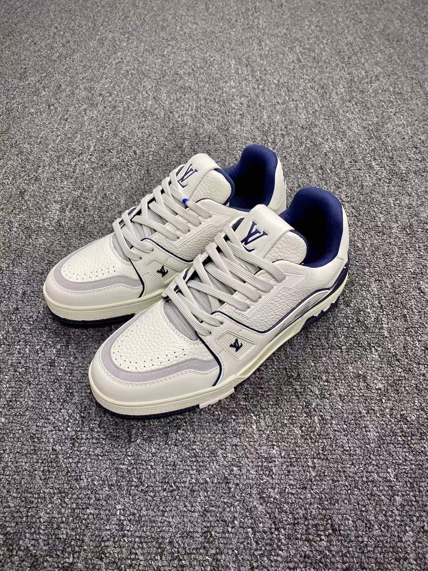 Virgil's  LV Trainer Sneaker Low