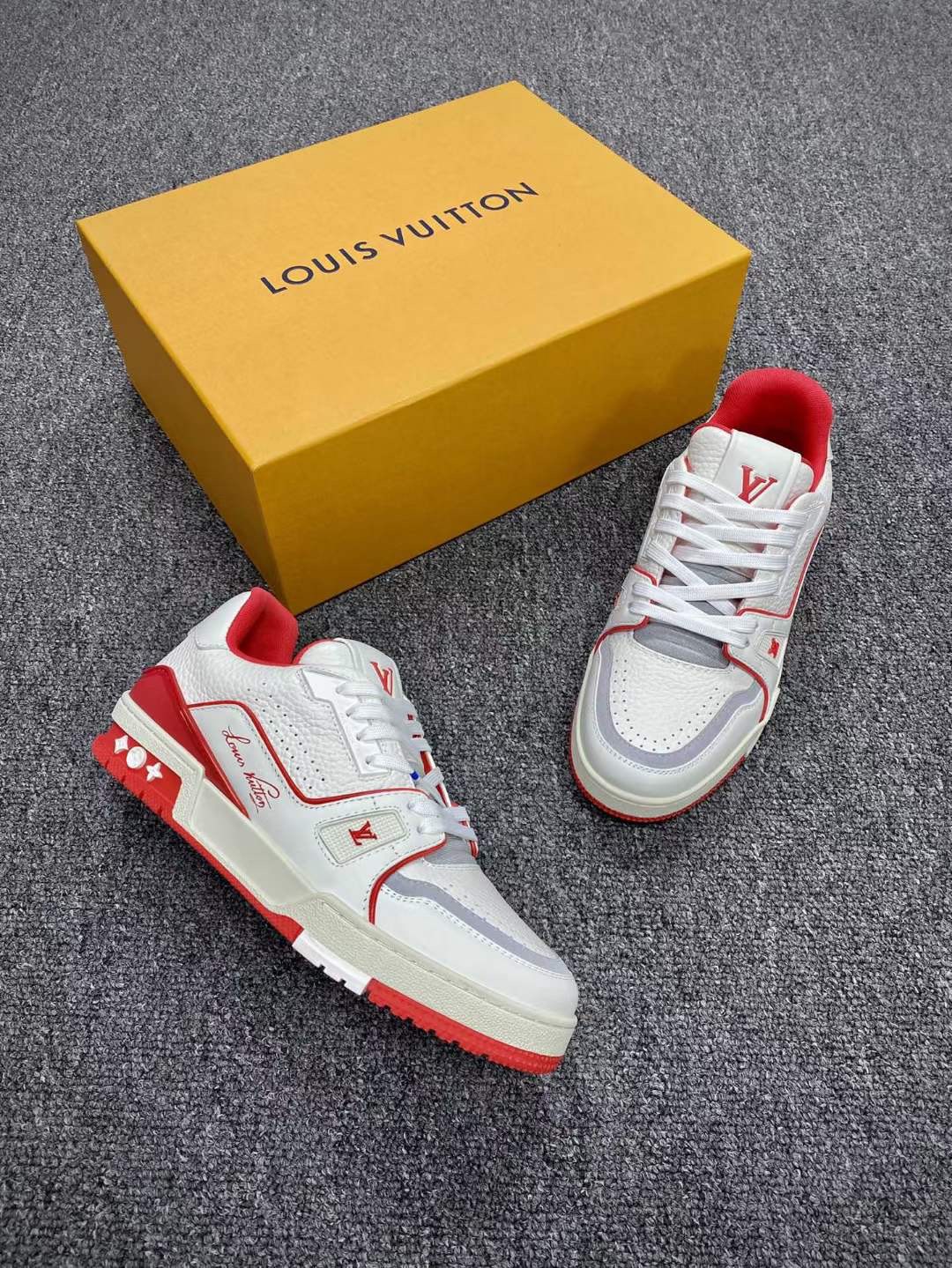 Virgil's  LV Trainer Sneaker Low