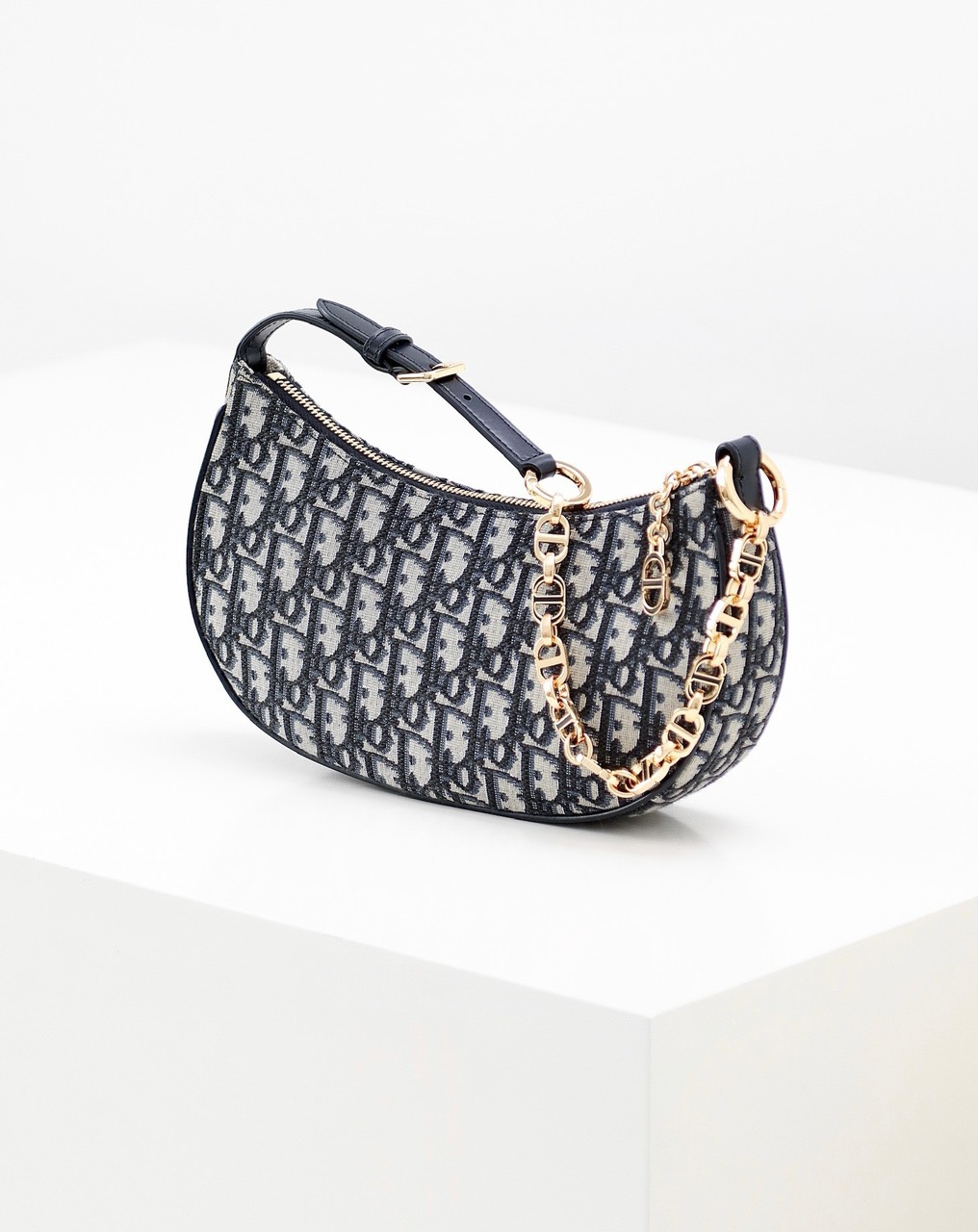 디올 여성 숄더백