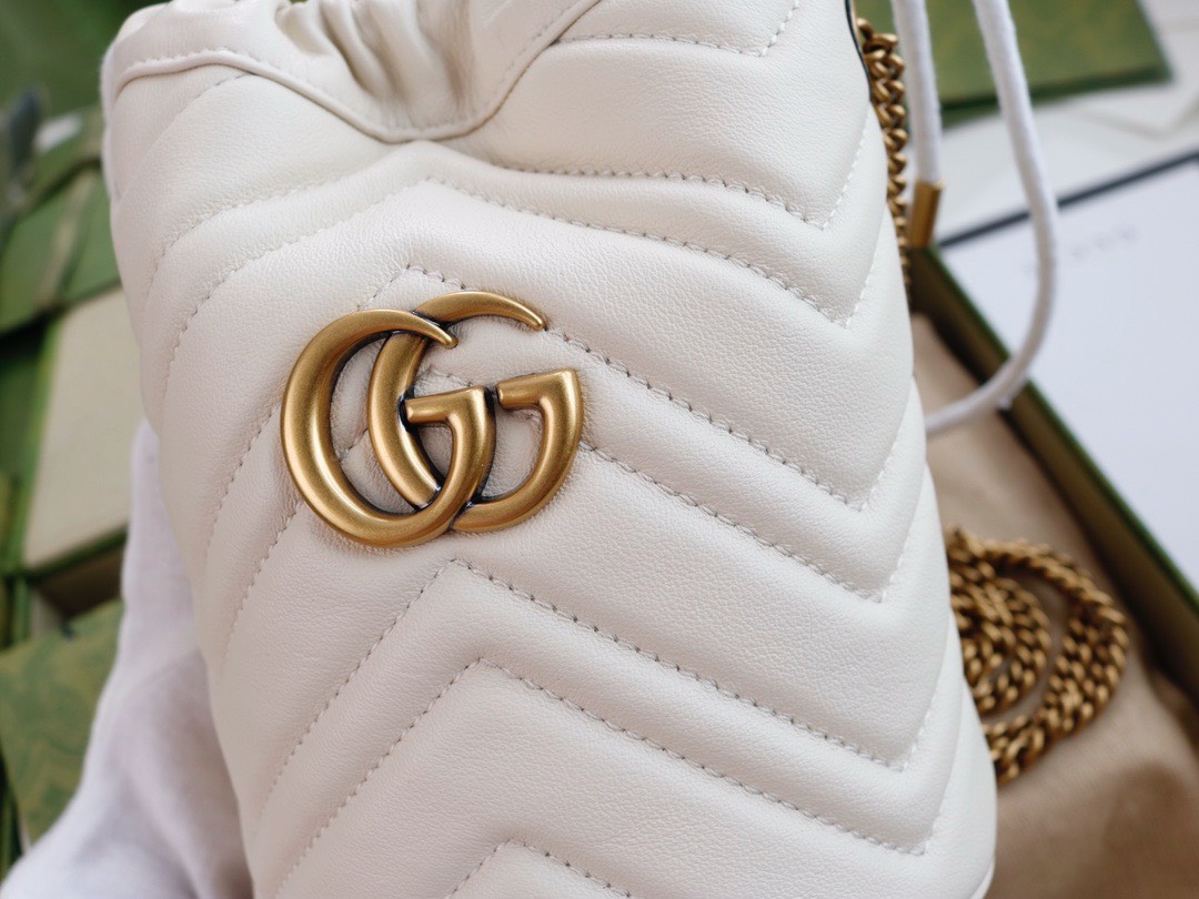 구찌 여성 버켓백·