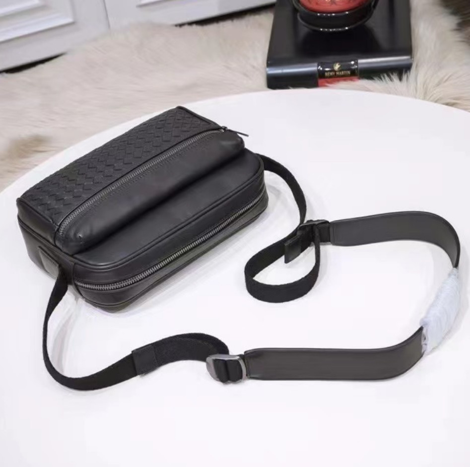 보테가 VENETA 남성 가방