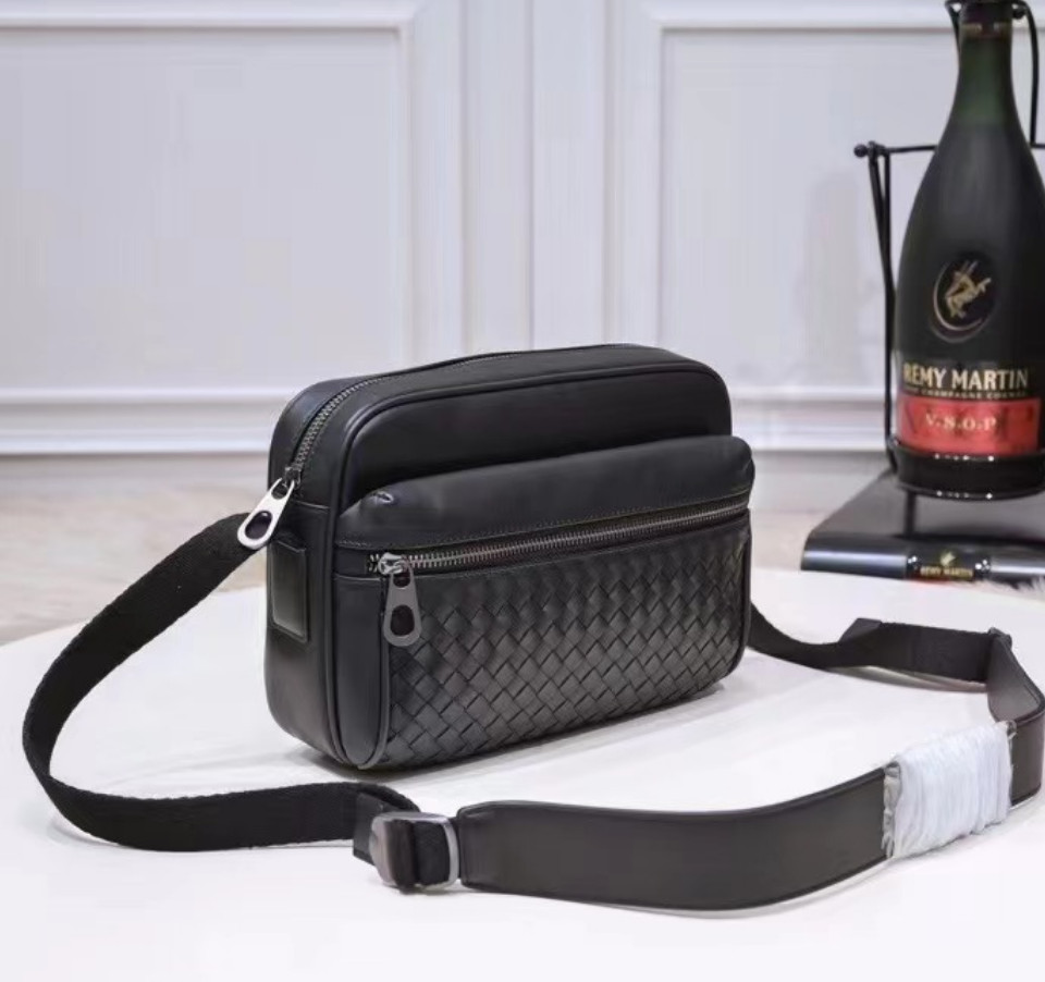 보테가 VENETA 남성 가방