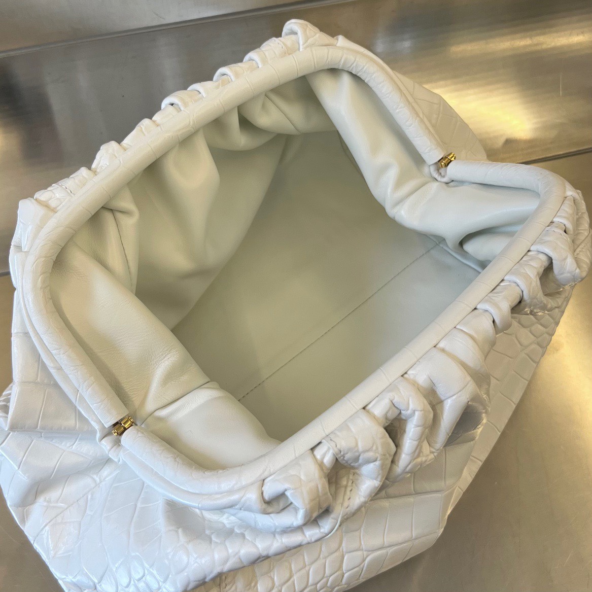 보테가 베네타 파우치 (2컬러)