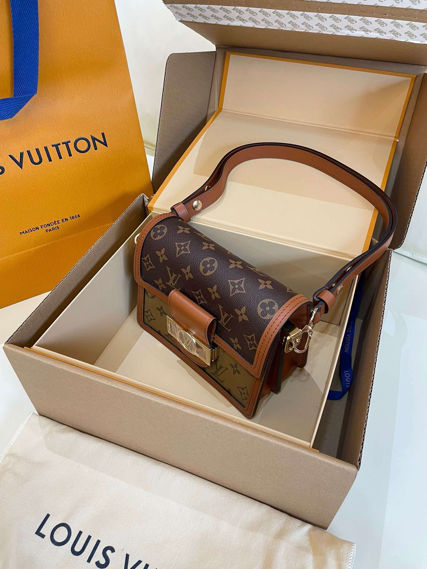 루이비통 DAUPHINE 여성 핸드백