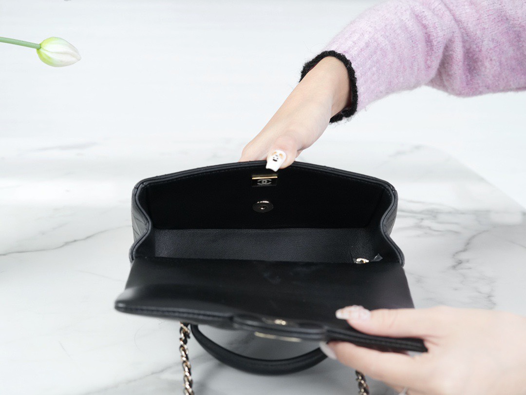 샤넬 CLASSIC FLAP 여성 핸드백