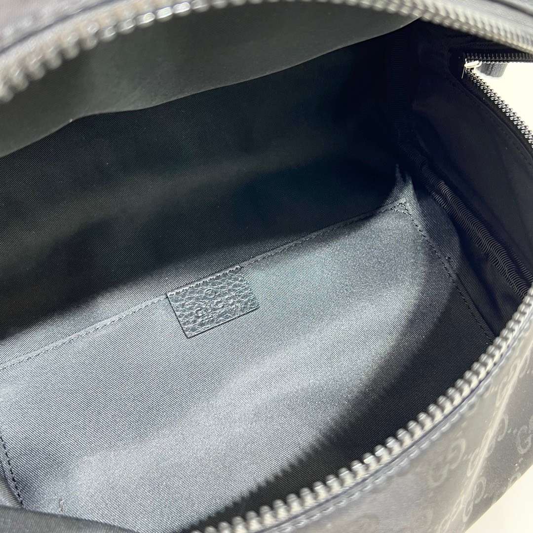 구찌 GG 패브릭 웨이스트백