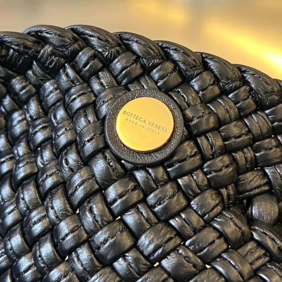 보테가 TOSCA 여성 가방