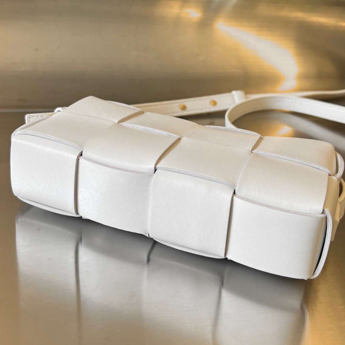 보테가 CASSETTE 여성 가방 (2컬러)