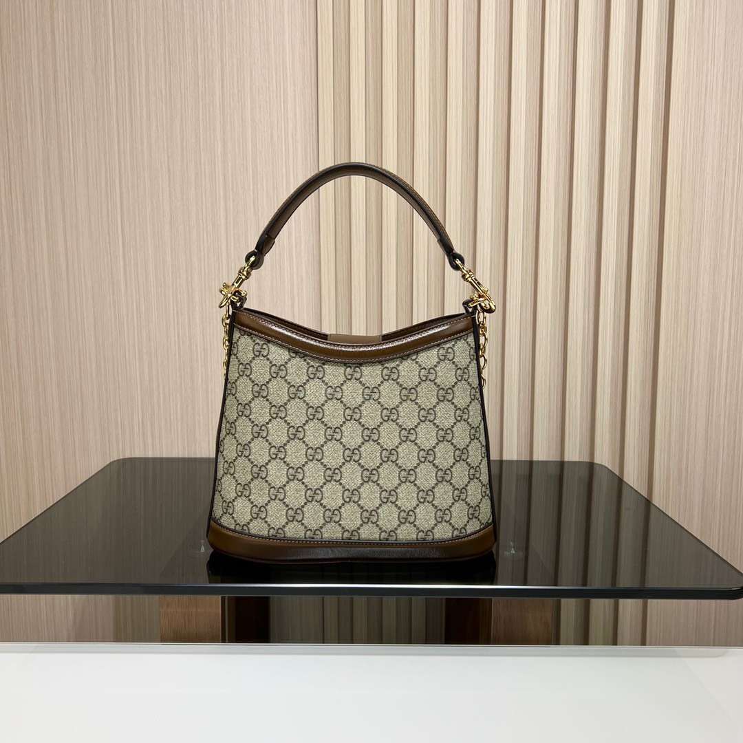 구찌 Large Interlocking 여성 숄더백