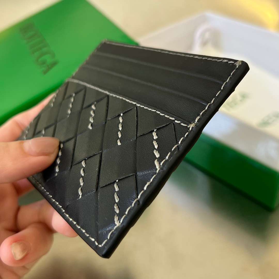 보테가 블랙 인트레치아토 카드 지갑