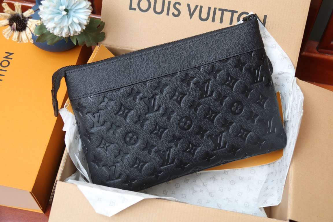 루이비통 MONOGRAM ECLIPSE 클러치