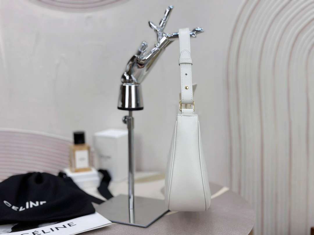 셀린느 AVA TRIOMPHE 여성 숄더백 (3컬러)