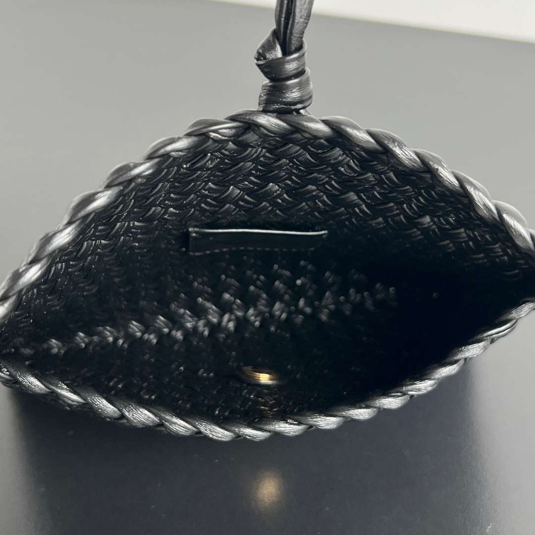 보테가 엔벨로프 여성 클러치