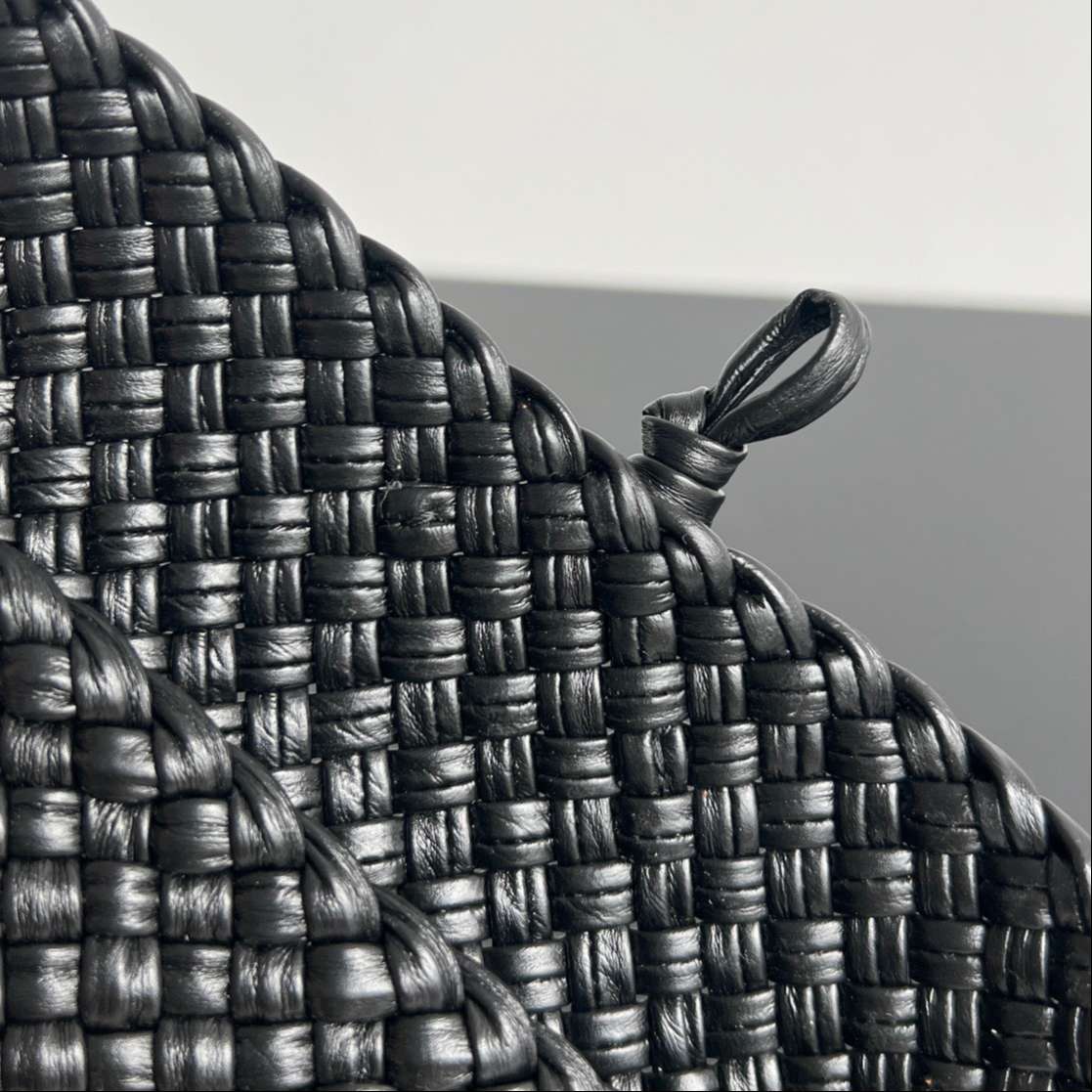 보테가 엔벨로프 여성 클러치