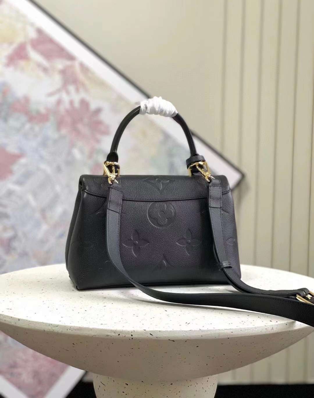 루이비통 마들렌 여성 크로스백