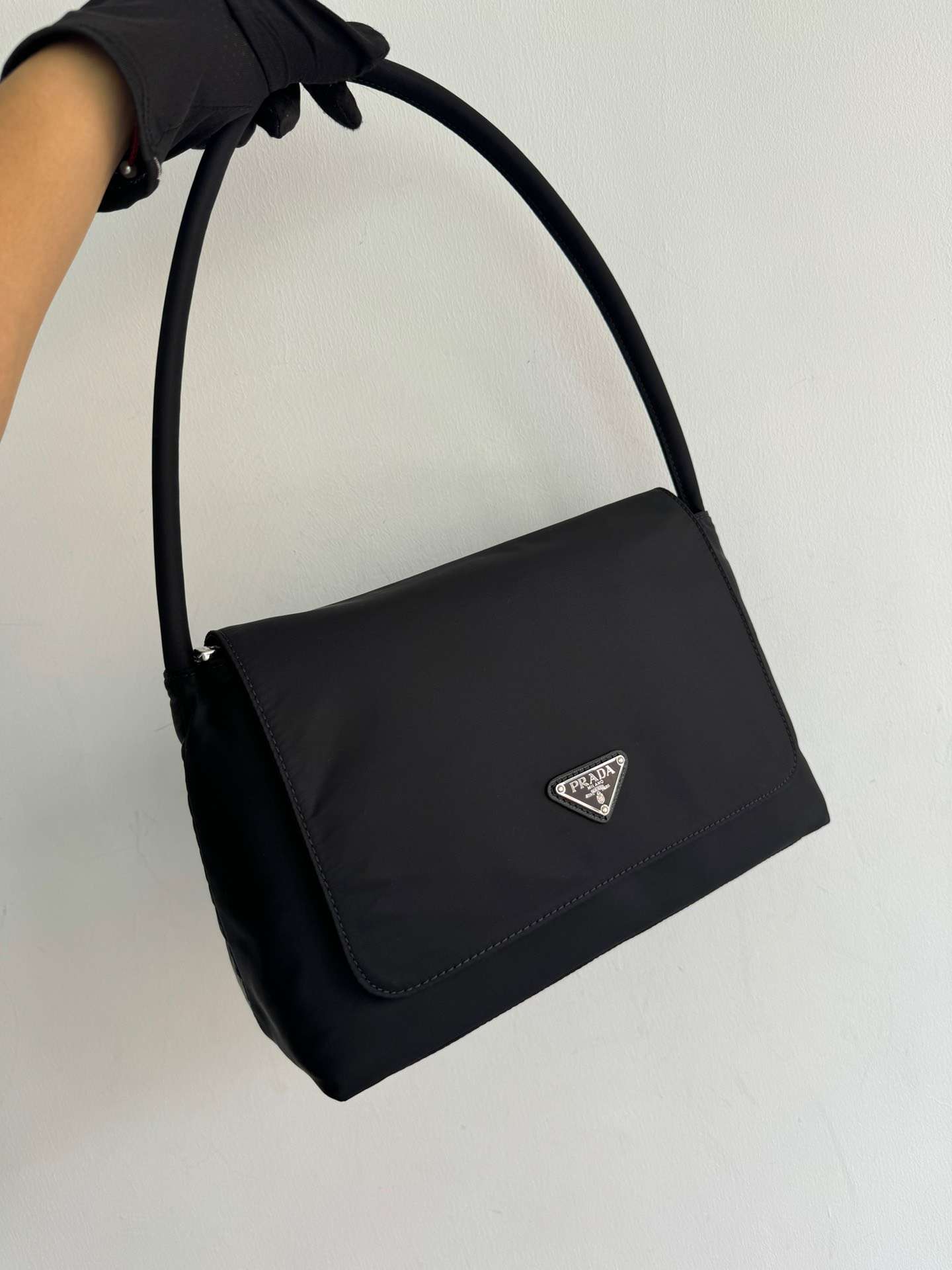 프라다 Hobo 여성 숄더백