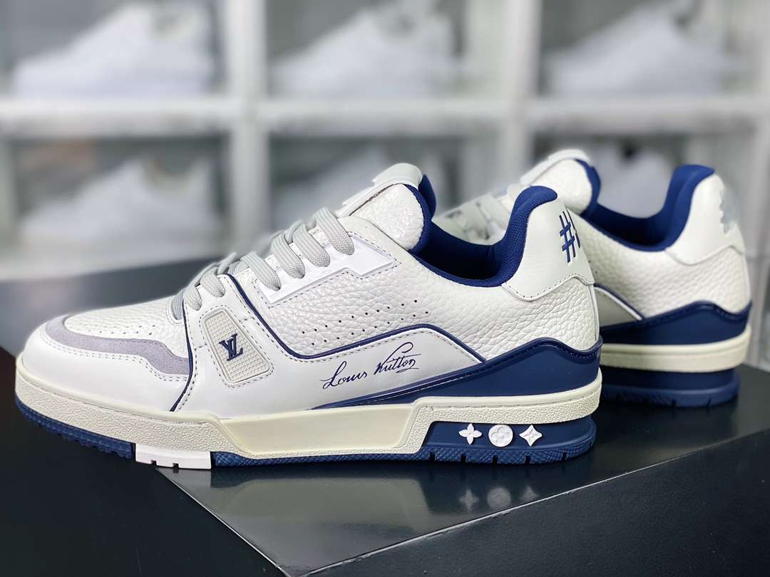 루이비통 Trainer Sneaker Low 남여공용 스니커즈