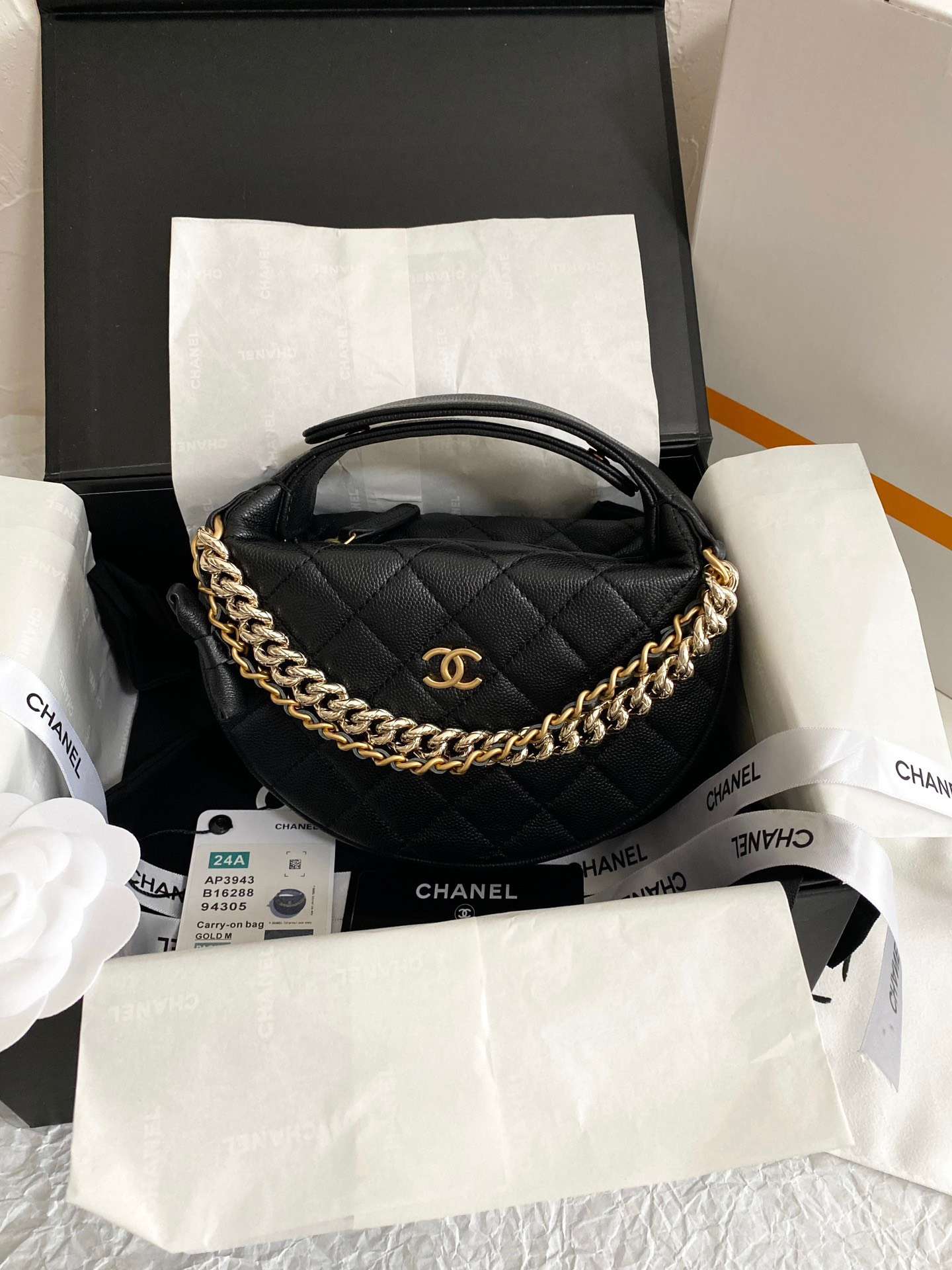 샤넬 23C Mini Pouch 여성 핸드백 (2컬러)