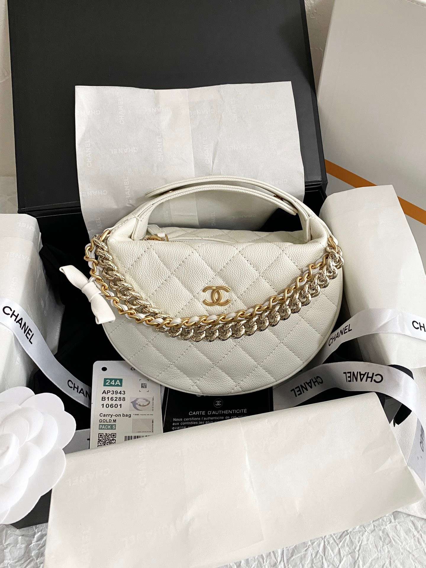 샤넬 23C Mini Pouch 여성 핸드백 (2컬러)