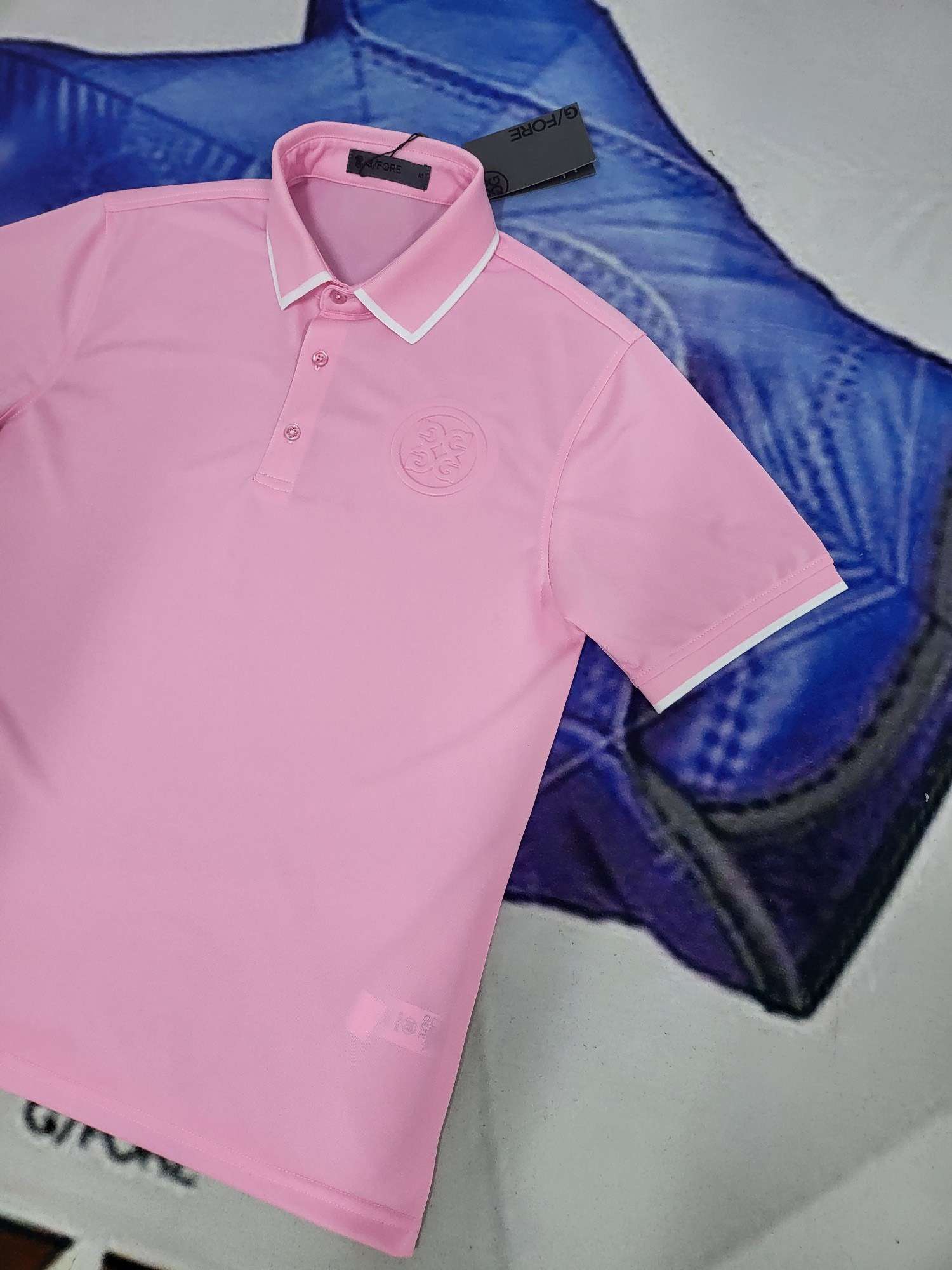 지포어 CIRCLE G'S EMBOSSED TECH 남성 골프 티셔츠 (2컬러)