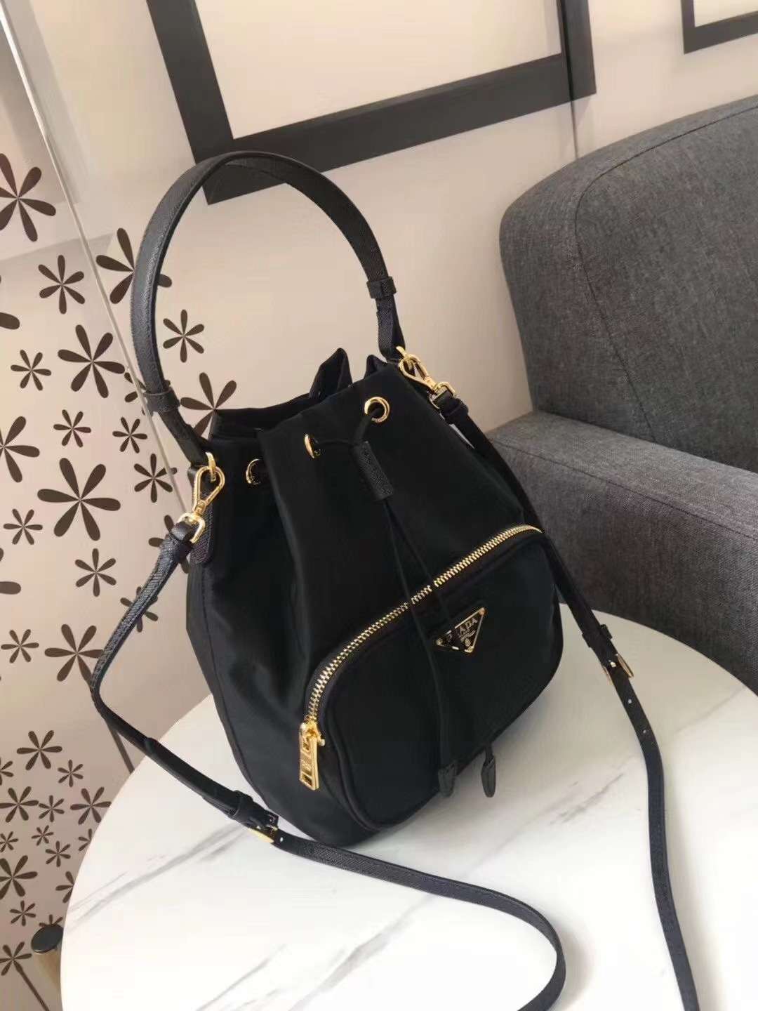 프라다 듀엣 리나일론 여성 숄더백