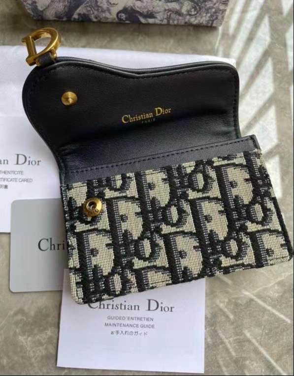 디올 새들 플랩 오블리크 카드 지갑