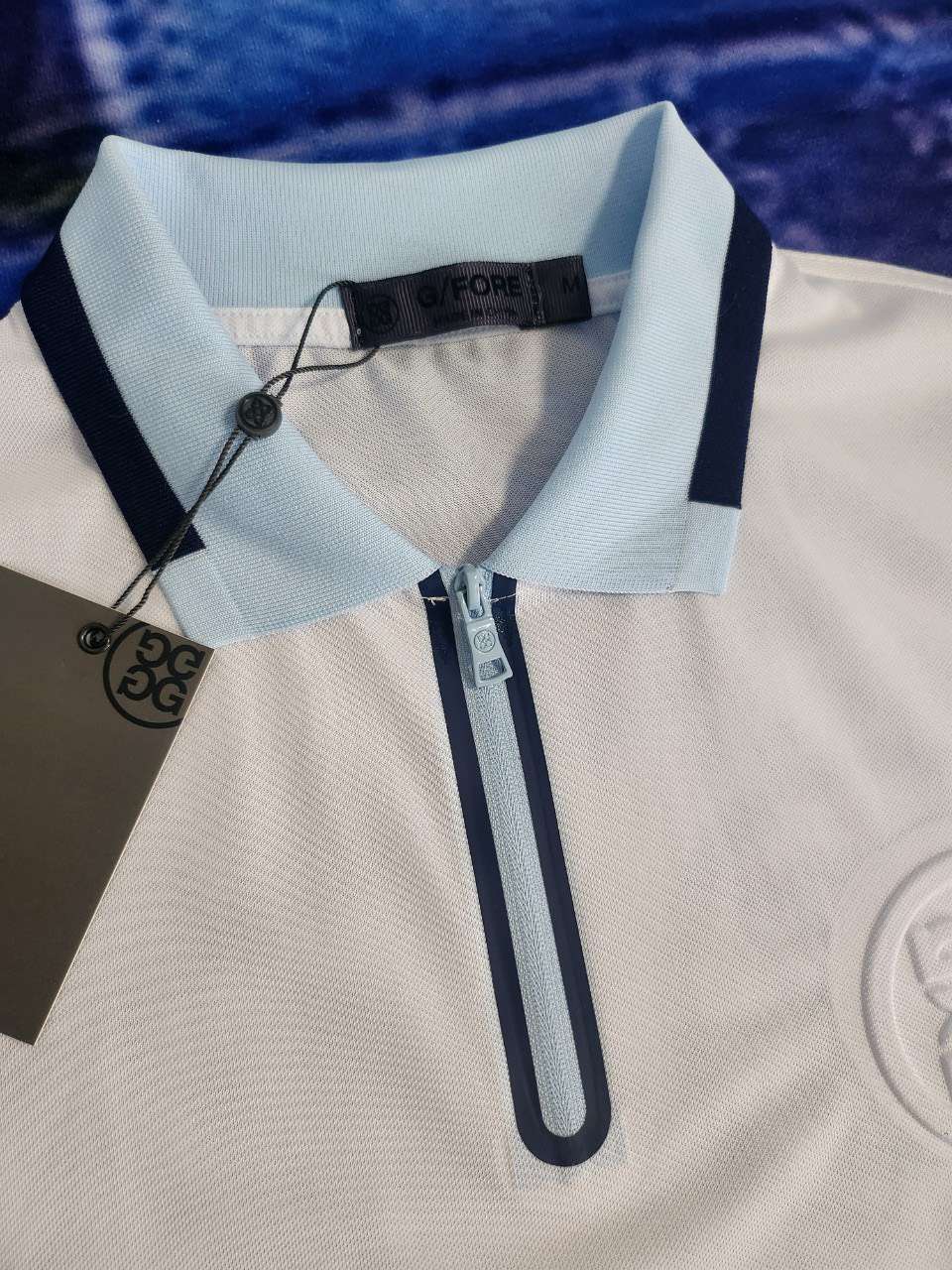 지포어 EMBOSSED LOGO QUARTERZIP 남성 골프 반팔티