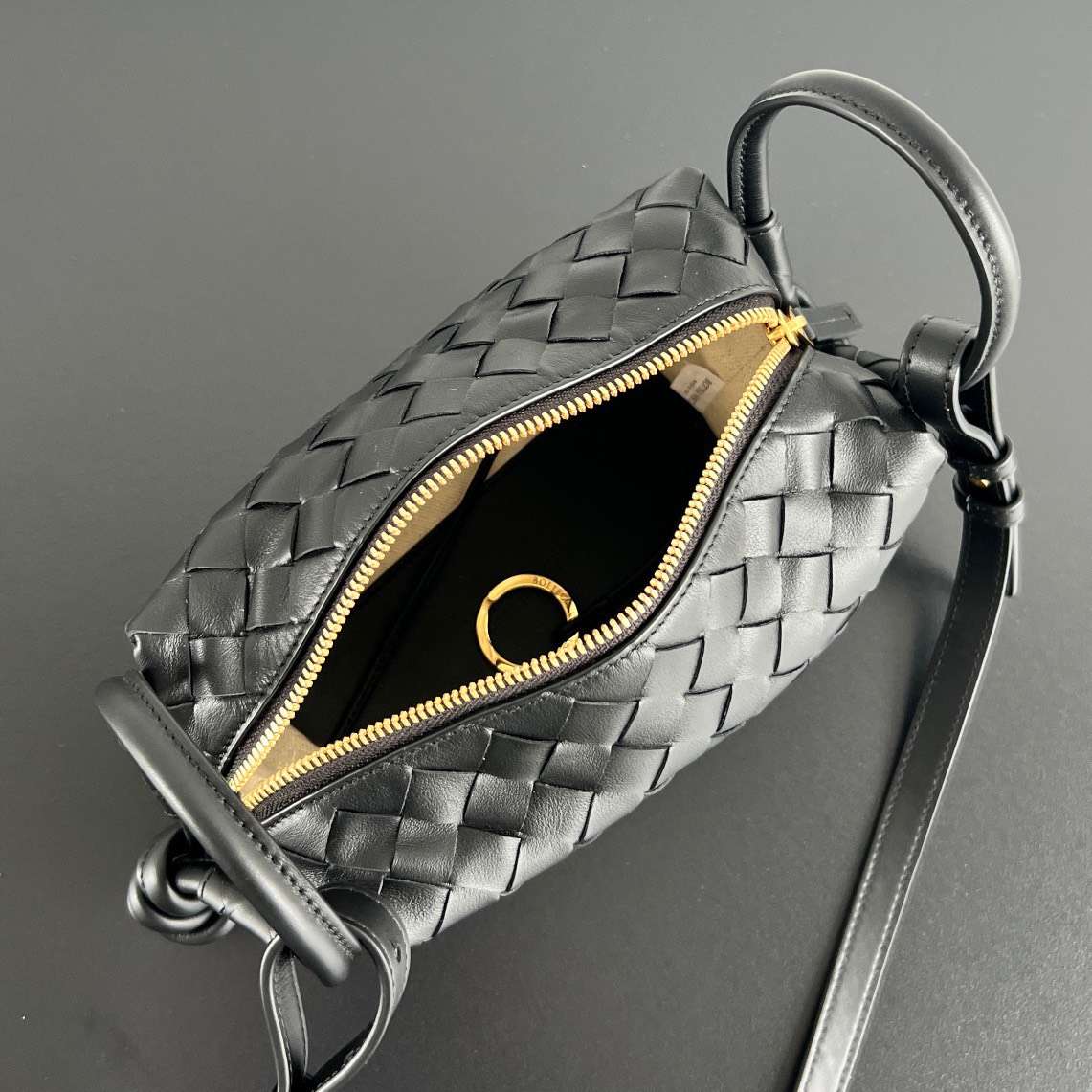 보테가 LOOP 여성 가방