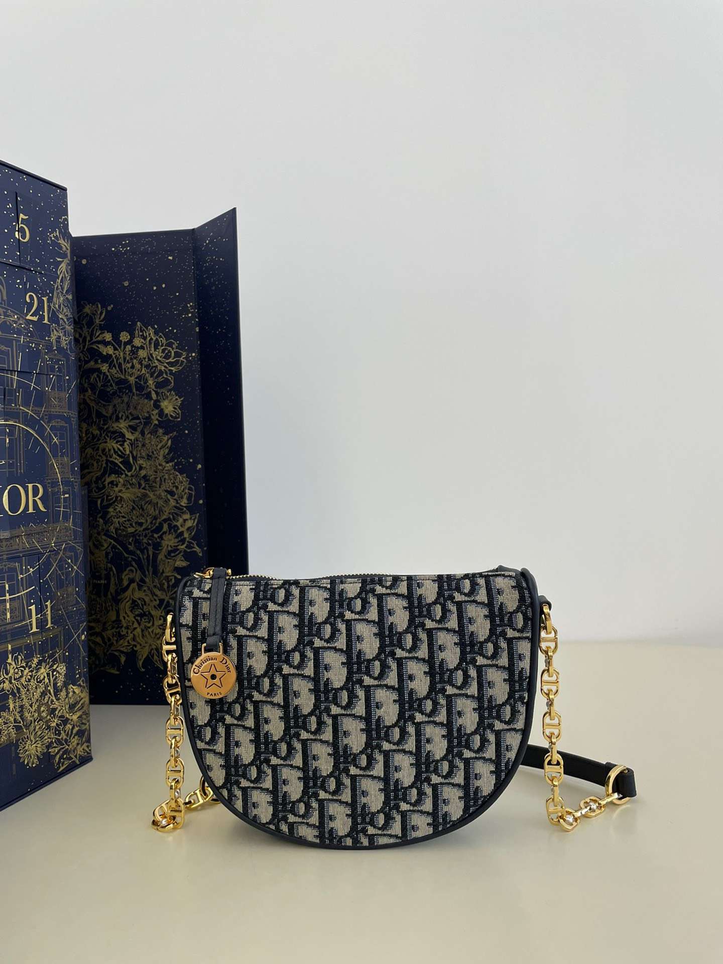 디올 CALLISTO 여성 호보백