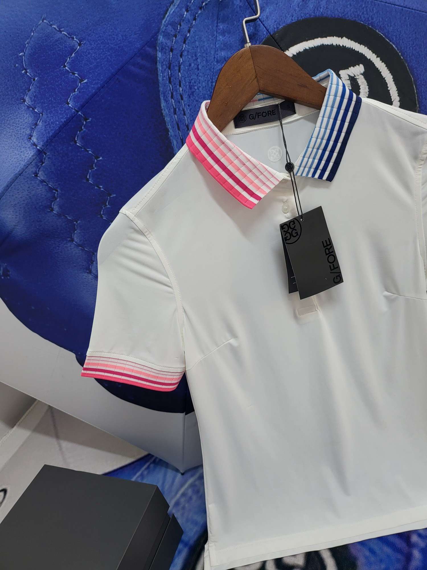 지포어 PLEATED CONTRAST COLLAR 여성 골프 반팔티