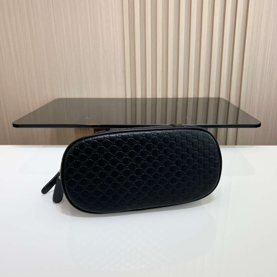 구찌 마이크로시마 미니돔 여성 크로스백