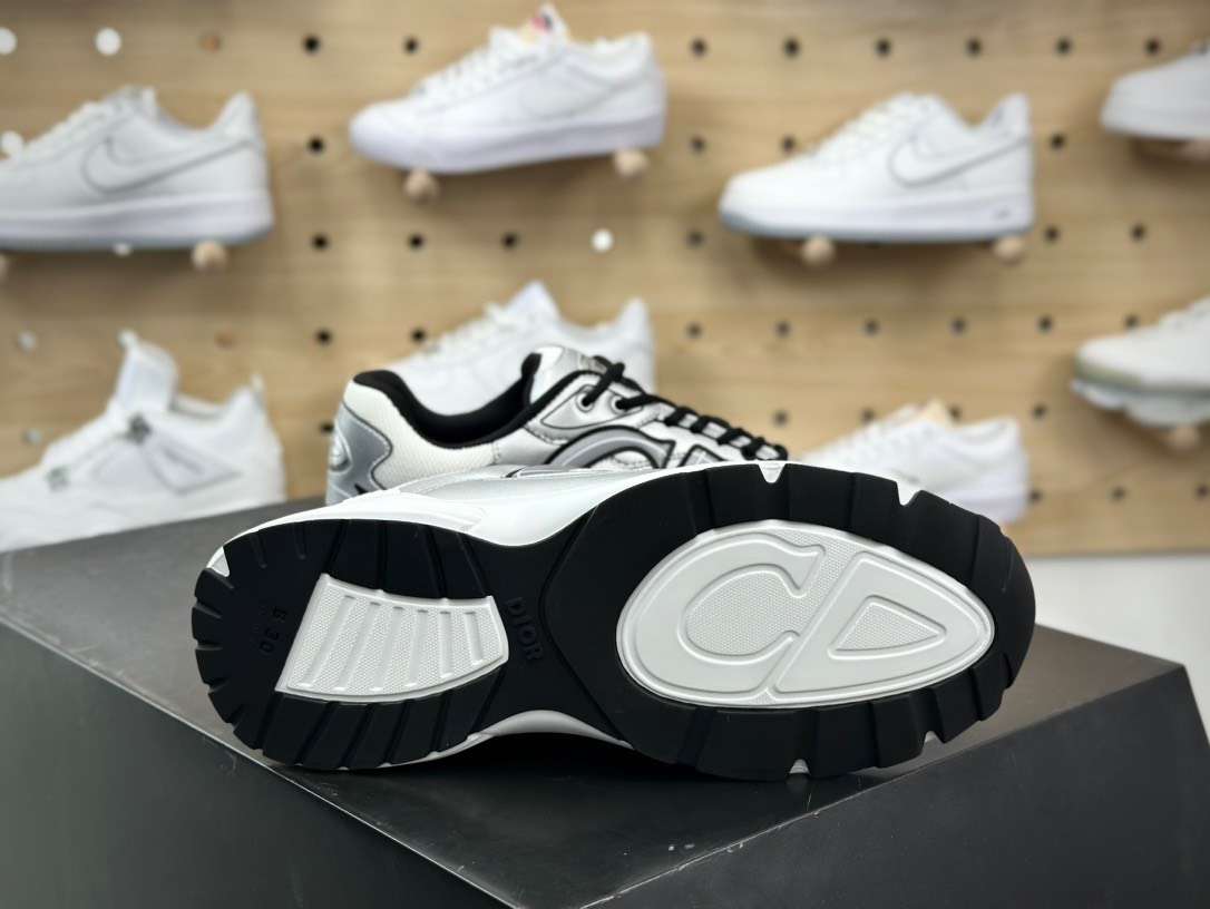 디올 LOW-TOP 남성 스니커즈