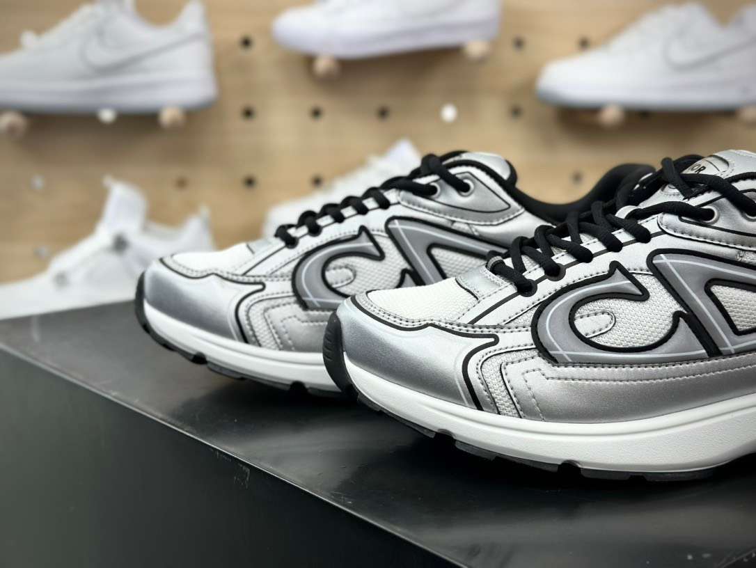 디올 LOW-TOP 남성 스니커즈