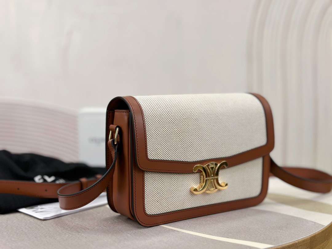 셀린느 TRIOMPHE 여성 크로스백