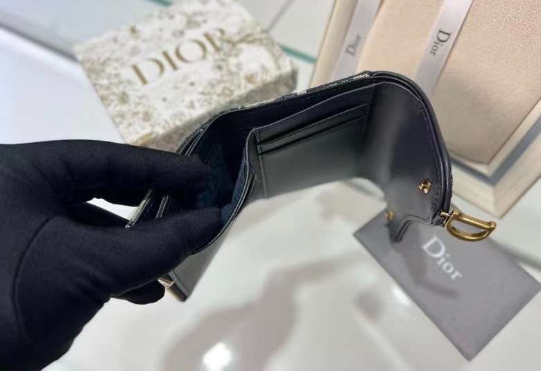 디올 Saddle Flap 여성 지갑