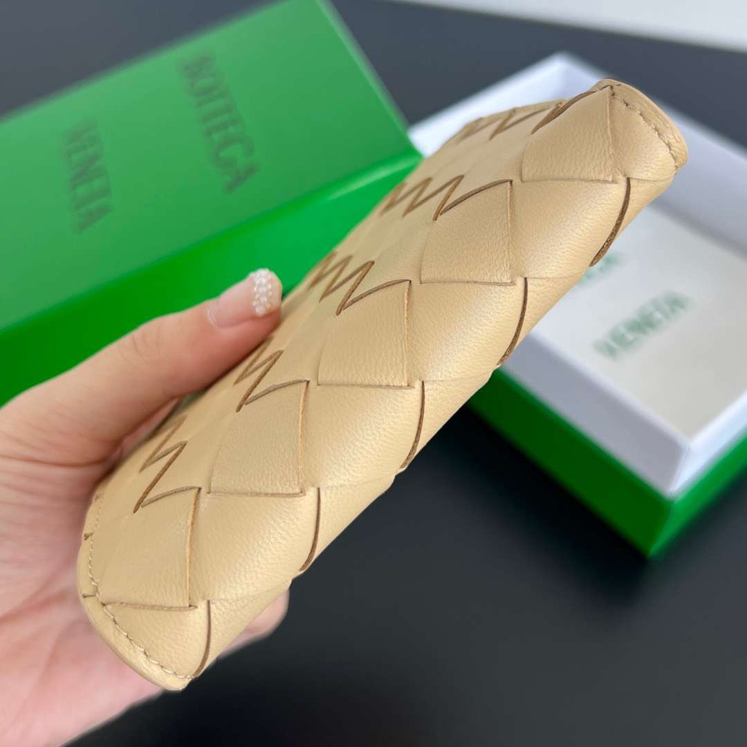 보테가 Intrecciato Flap 남여공용 지갑 (3컬러)