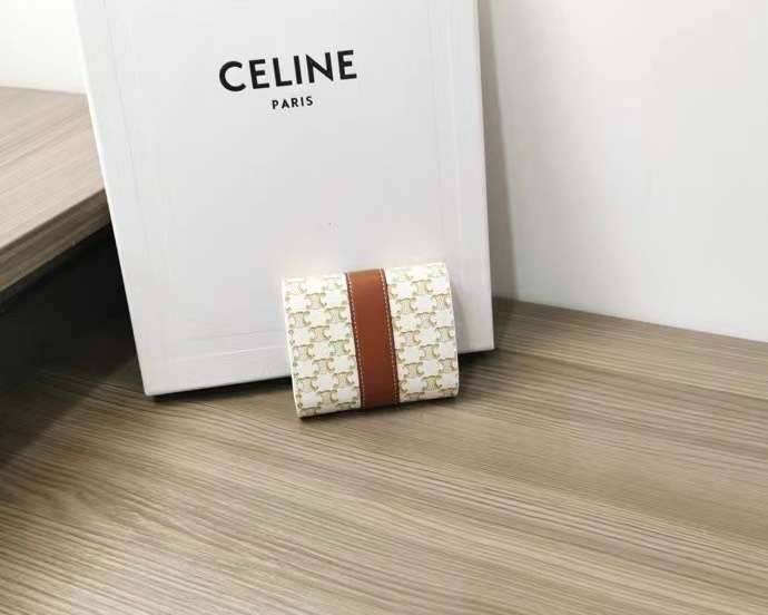 셀린느 Small Trifold 여성 지갑 (2컬러)