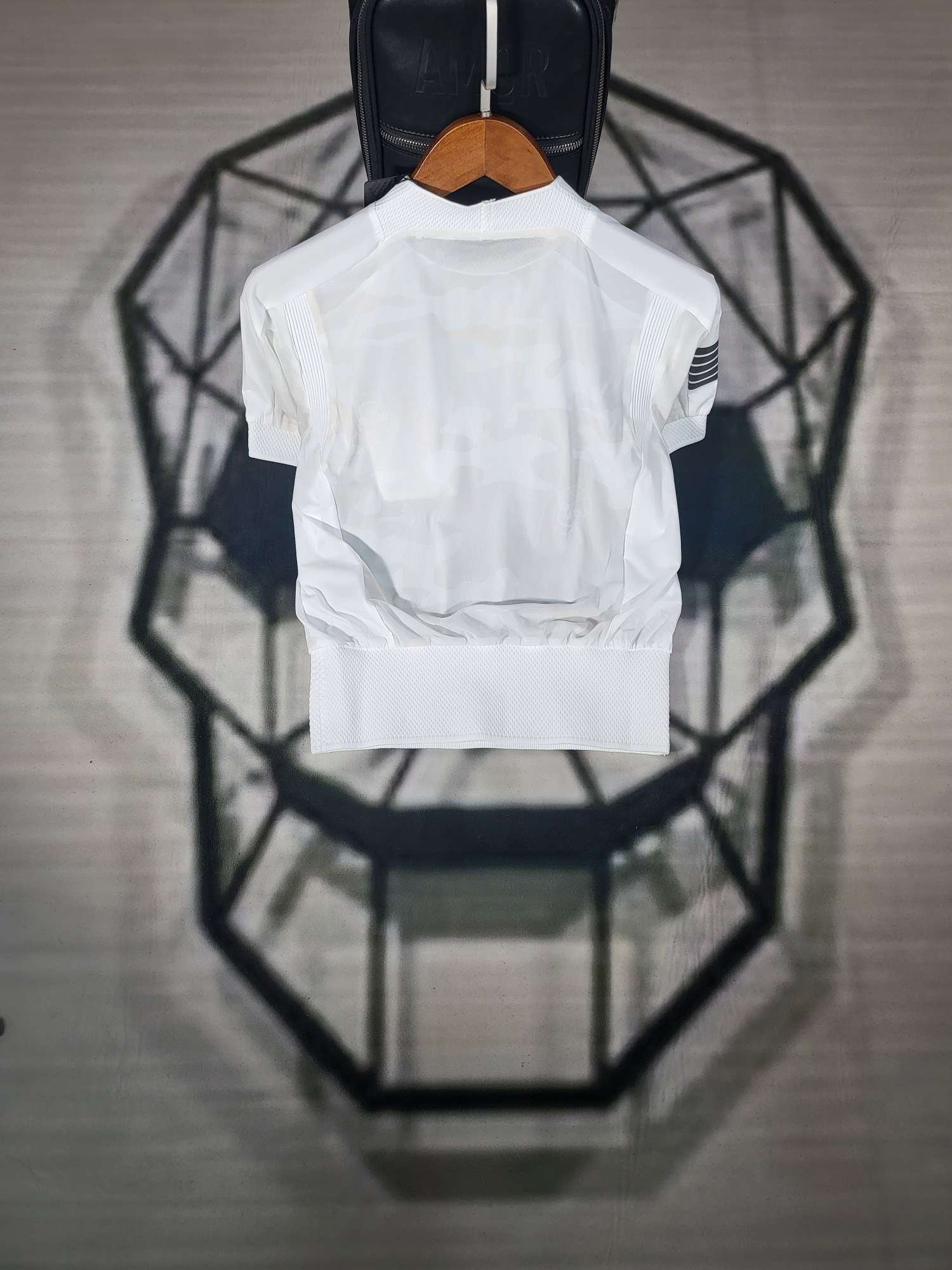 어메이징크리 AIR CIRCUIT HIVE TECH MESH 여성 골프 반팔티 (2컬러)