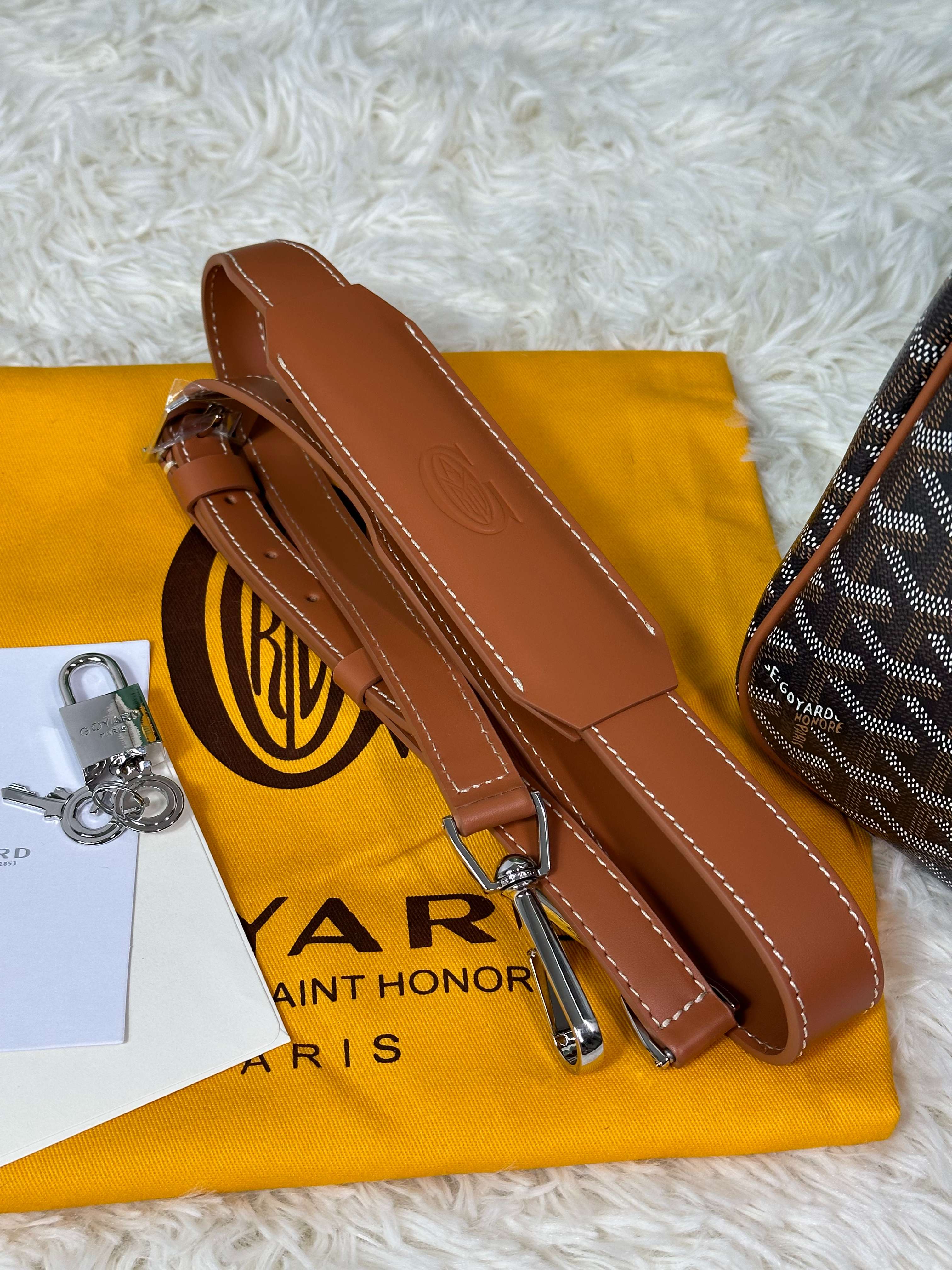 고야드 여행가방 남여공용 보스턴백