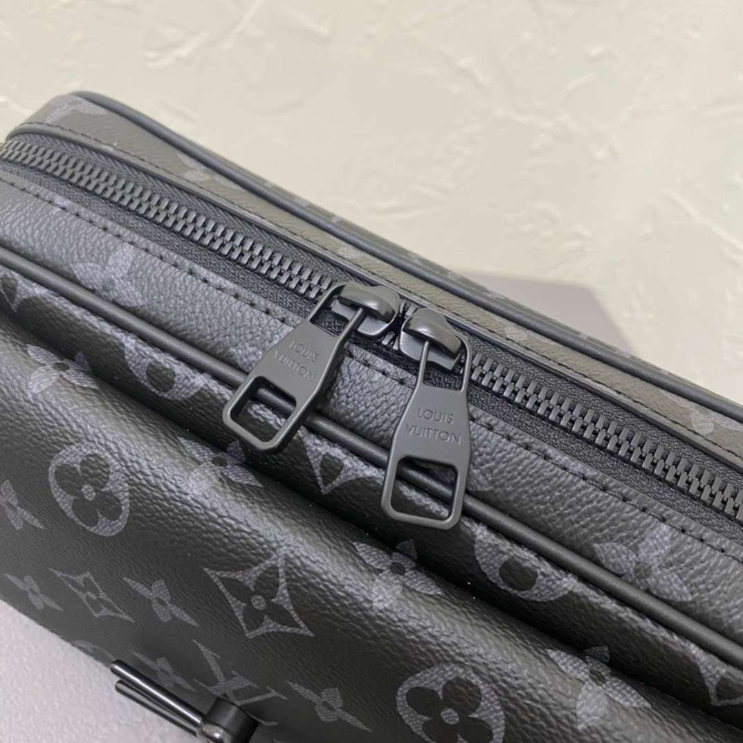 루이비통 Steamer Messenger Monogram Eclipse 남성 가방