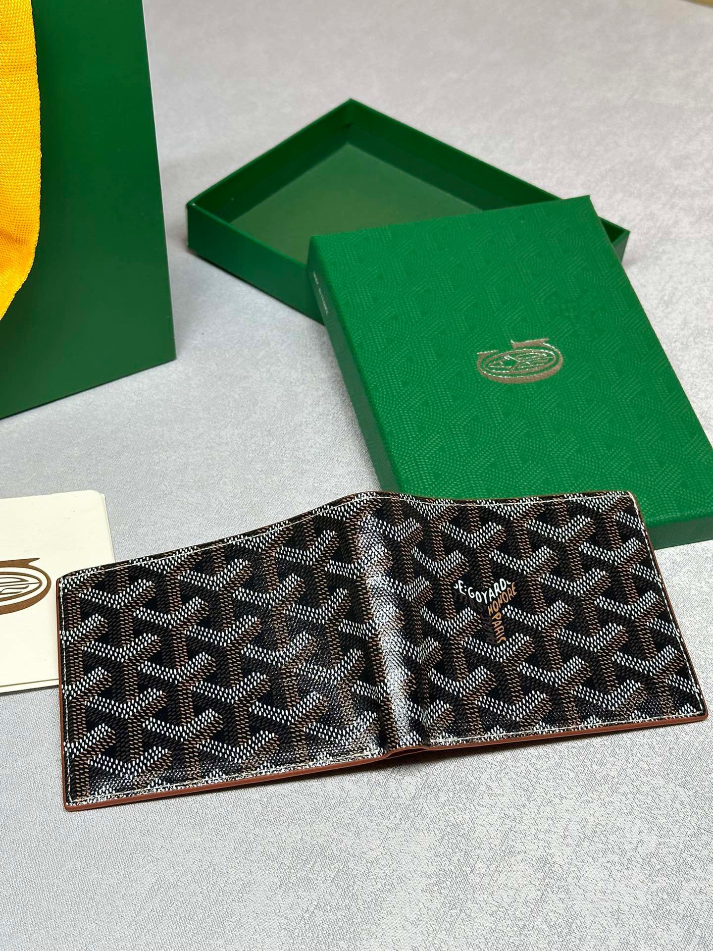 고야드 Victoire 남성 반지갑