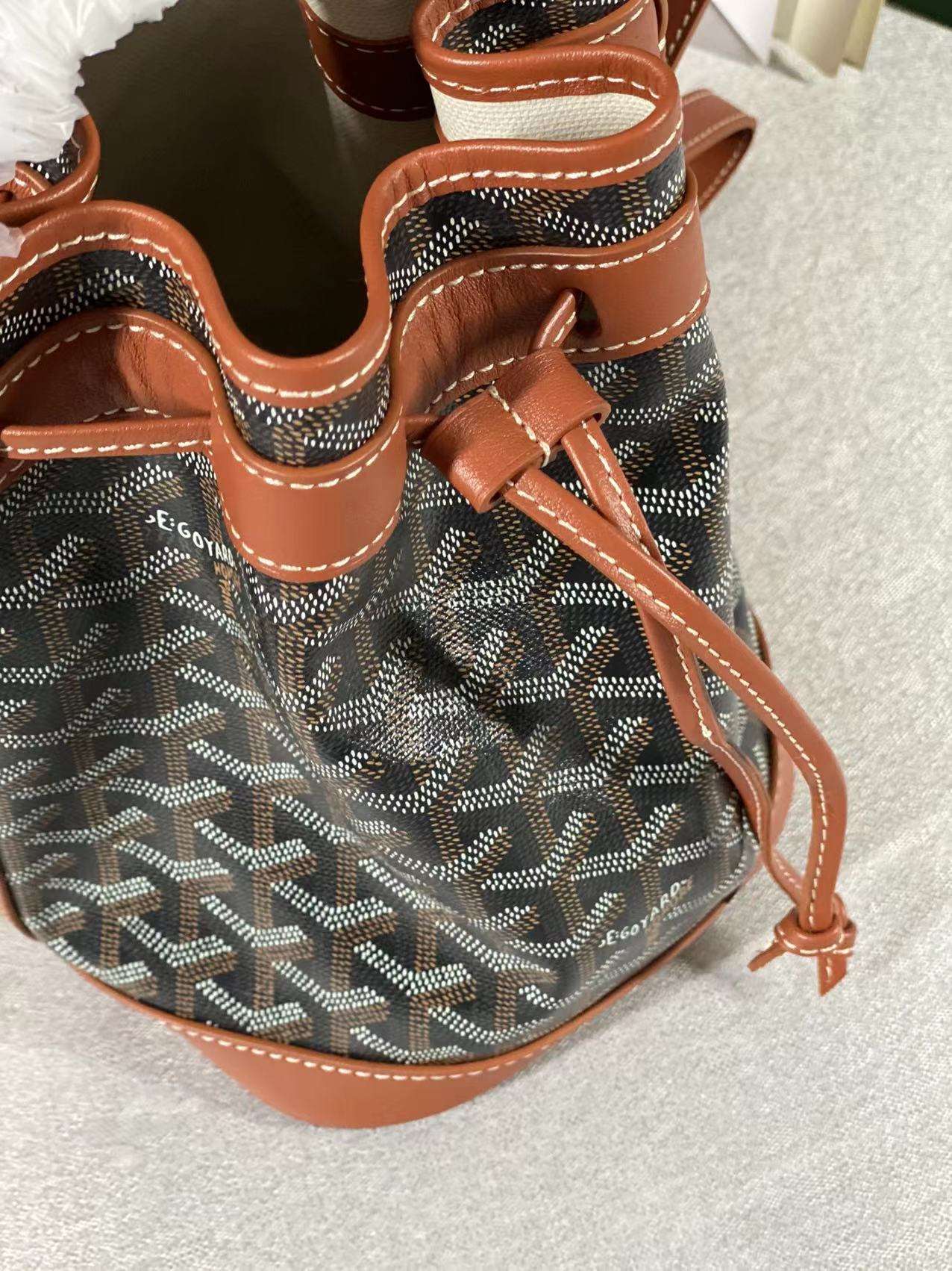 고야드 쁘띠플로 여성 버킷백