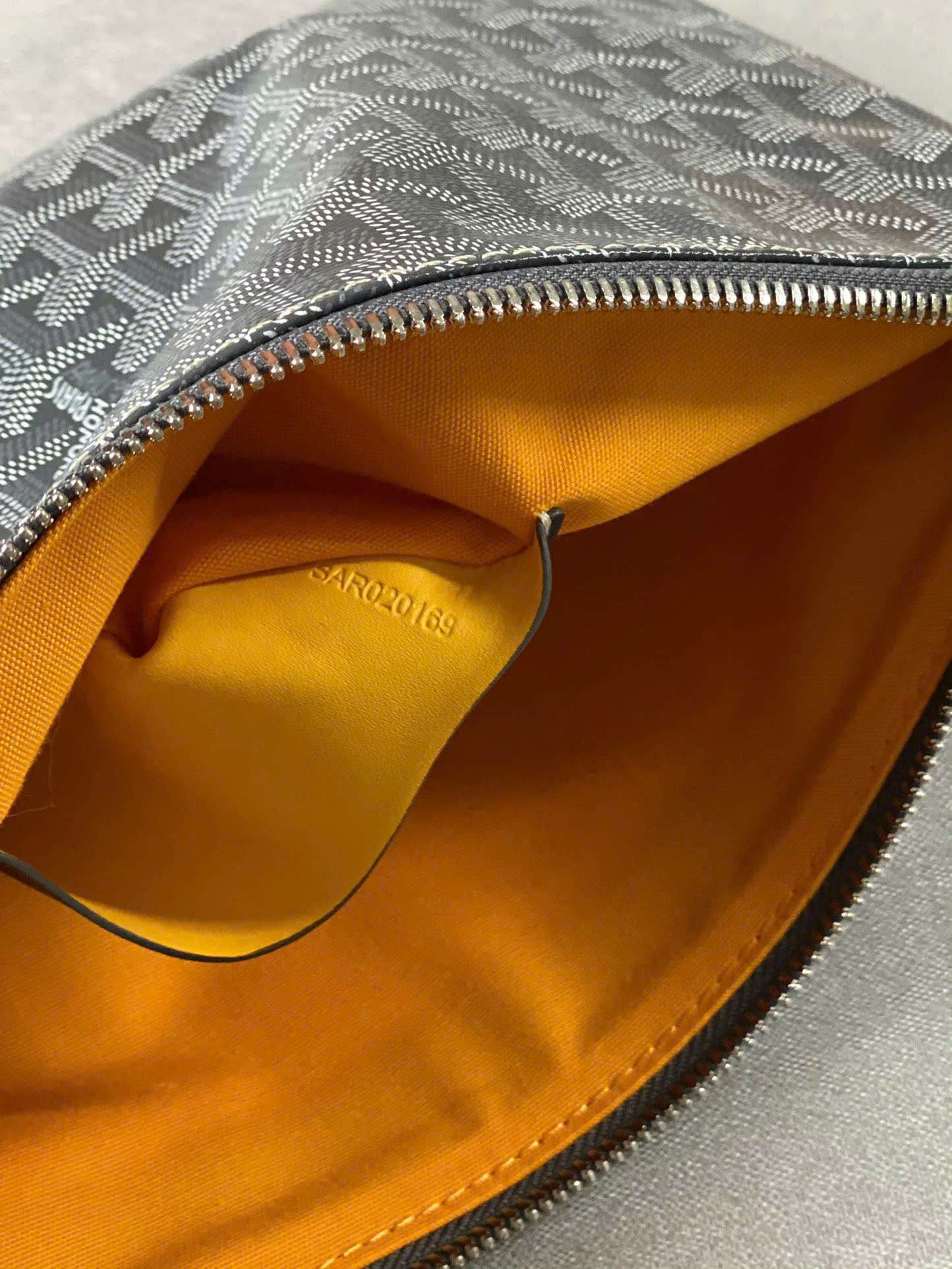 고야드 세나 클러치 MM