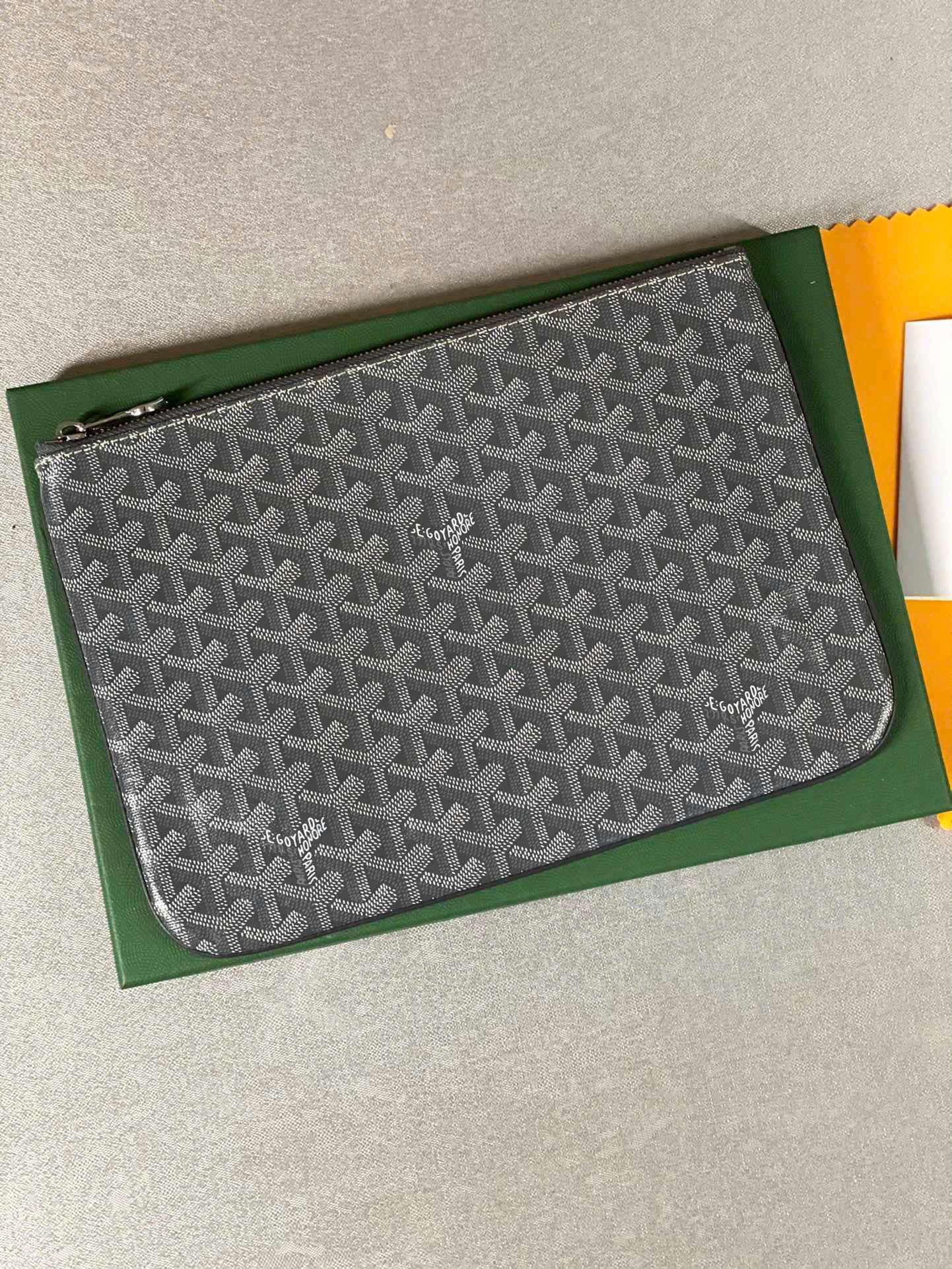 고야드 세나 클러치 MM