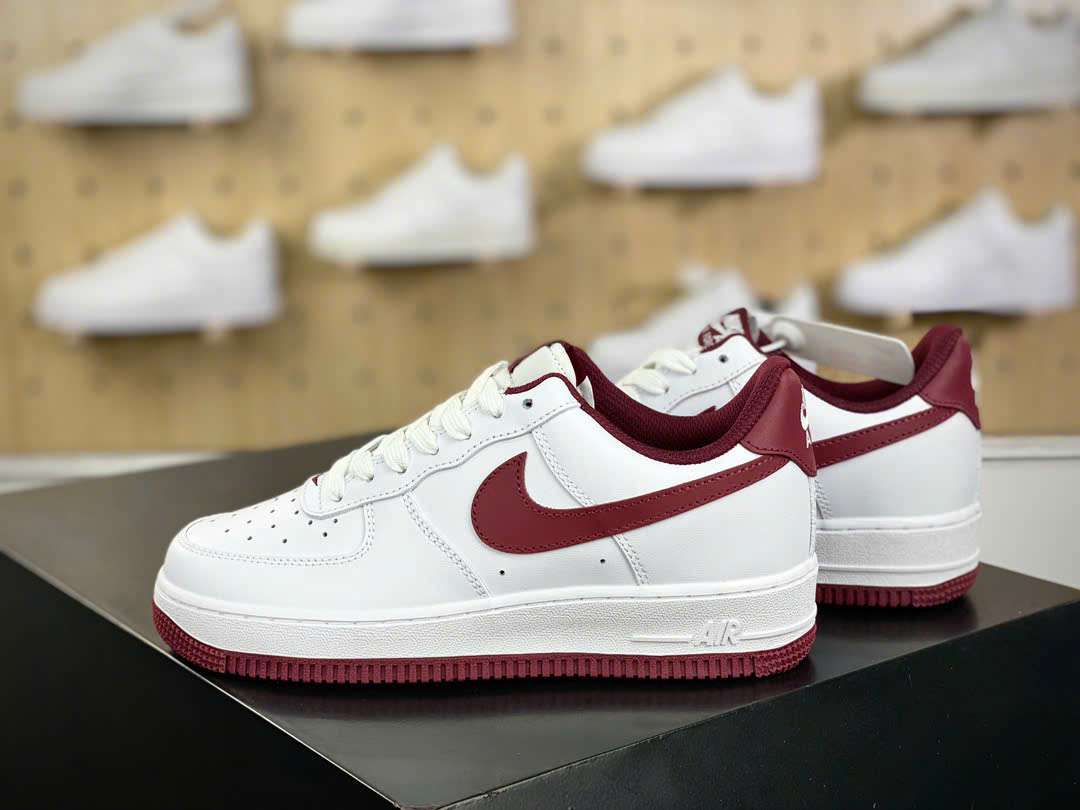 나이키 AIR FORCE WHITE TEAM RED 남여공용 스니커즈