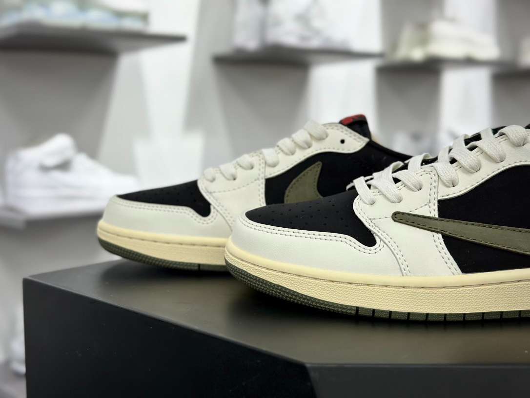 나이키 Travis Scott x Air Jordan 1 Low 남여공용 신발 (A급/프리미엄급)