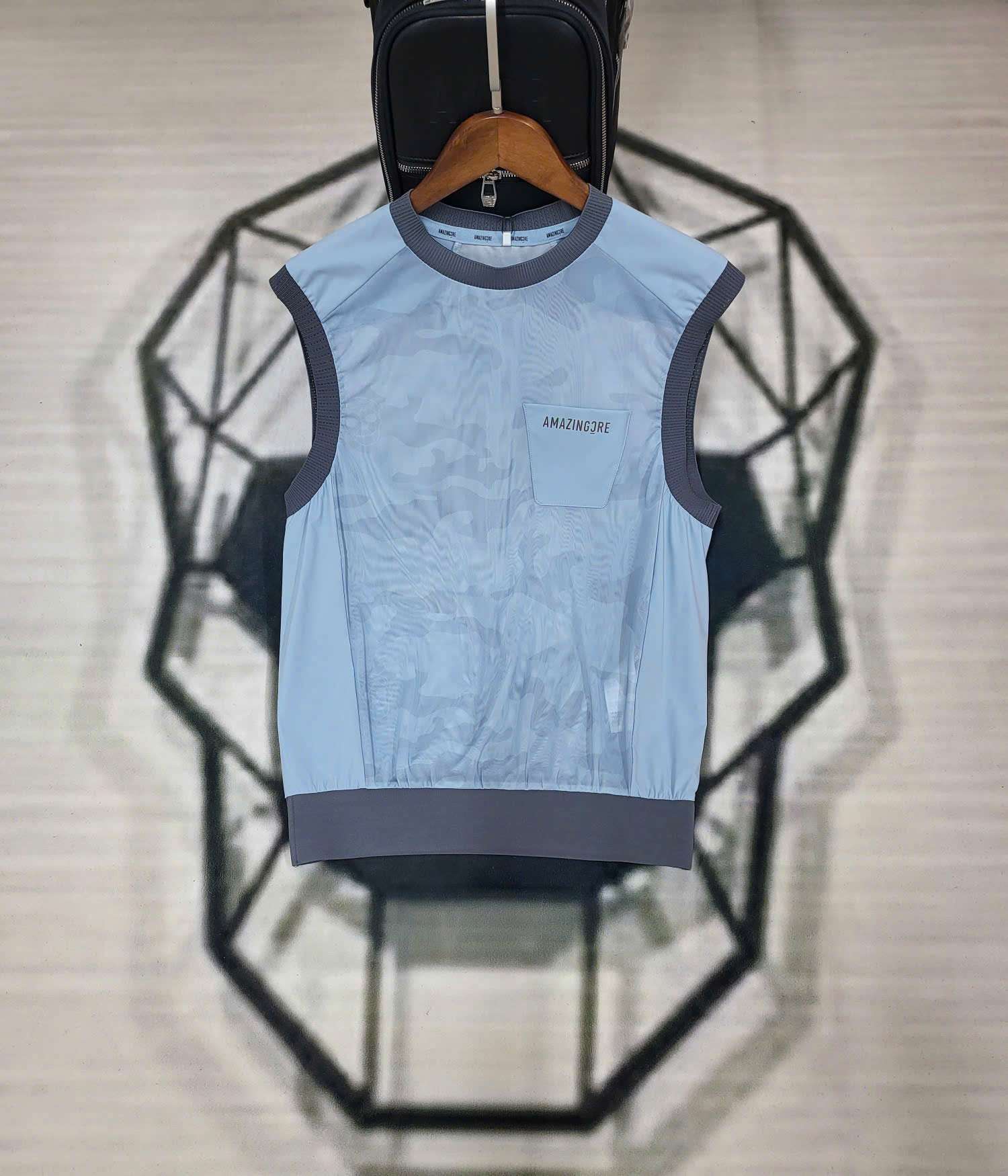 어메이징크리 AIR CIRCUIT TECH MESH SLEEVELESS 남성 골프 상의 (3컬러)