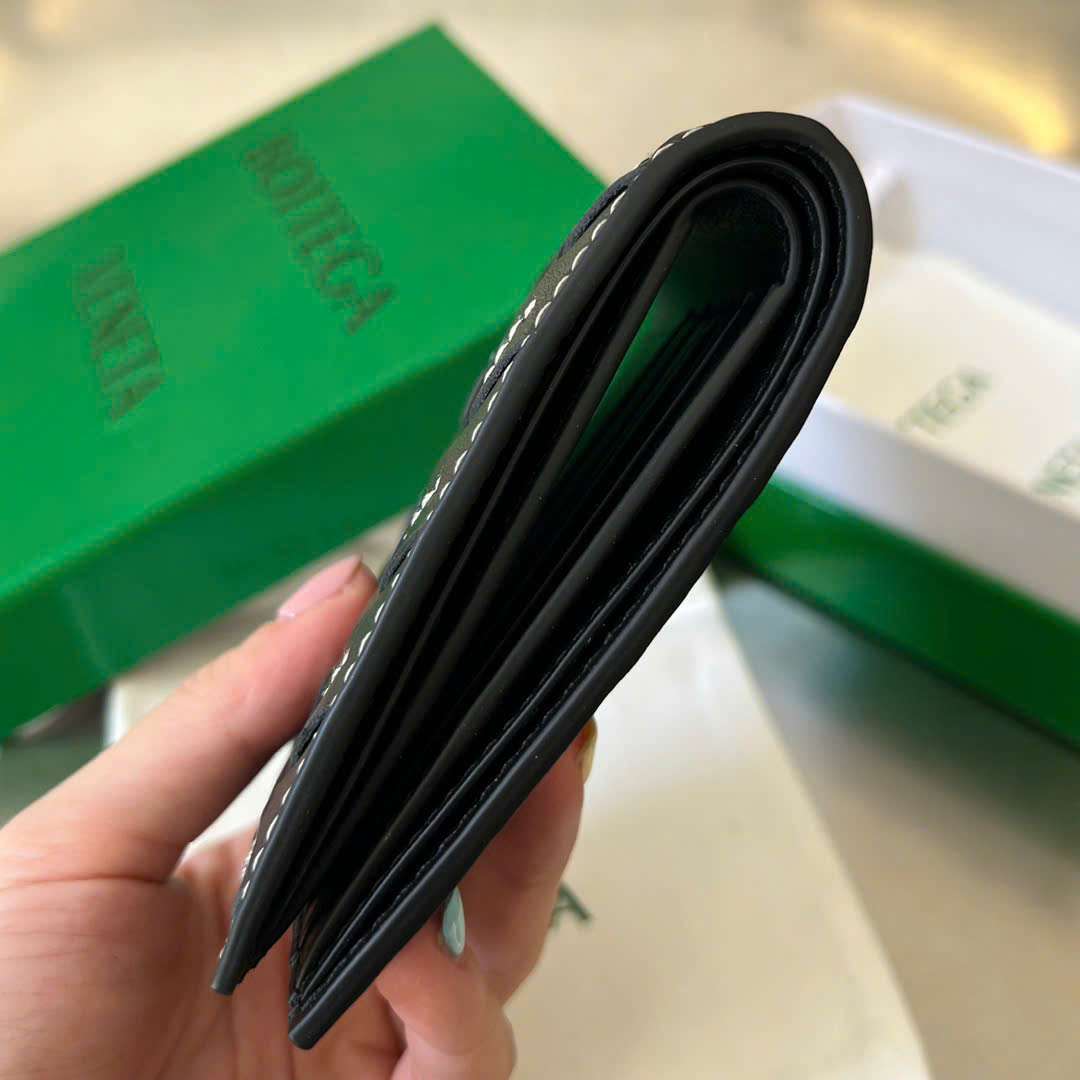 보테가 인트레치아토 남성 반지갑