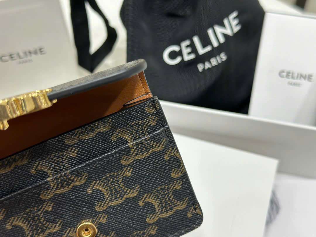 셀린느 Triomphe Small Flap 여성 지갑