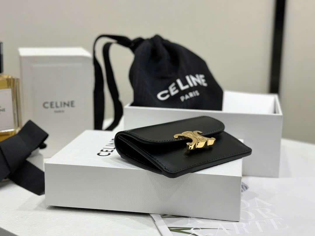 셀린느 트리오페 플랩 여성 카드 지갑